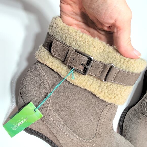 SoleSenseability Memory Foam Comfort Wedge Ankle Booties Women's 7M NWT - Picture 2 of 6